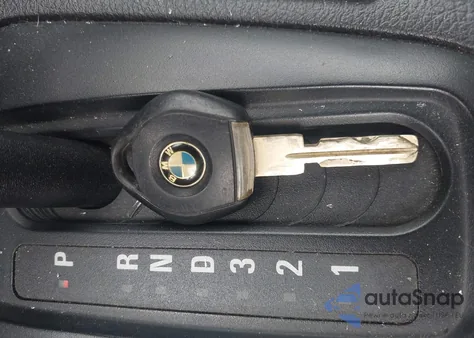 1999 BMW 318Ti z USA, uszkodzony, nr VIN WBACG8331XKC85397